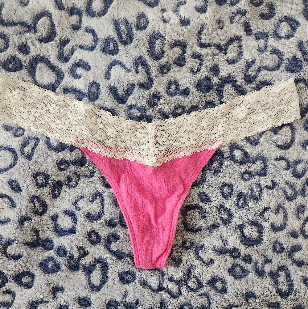 Aerie Thong